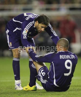 Ronaldo a Rud van nistelroj.jpg